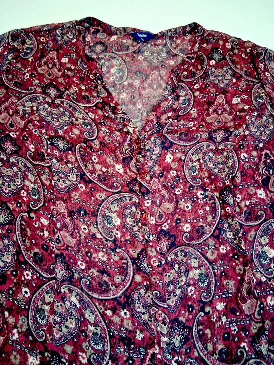 Reitmans Burgundy Paisley Button-Front Blouse - Picture 4 of 6